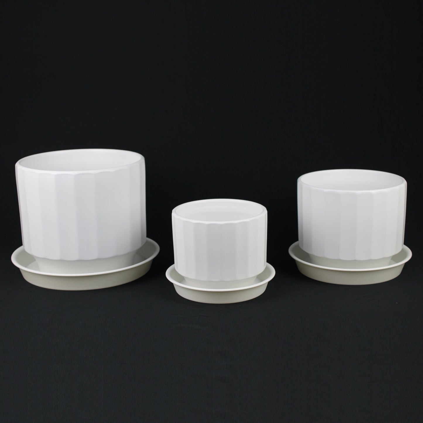 3-Piece White Stoneware Planter Set with Fluted Design
